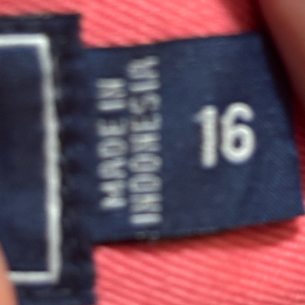 Vineyard Vines Mens Pants Chino Coral Pink
100% Cotton size 16 (boys) - Picture 5 of 12